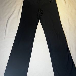 Nike (DRI-FIT) Woman Yoga Flare Pant